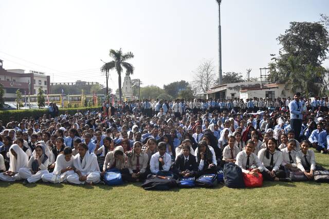 Annual gathering on the lawns